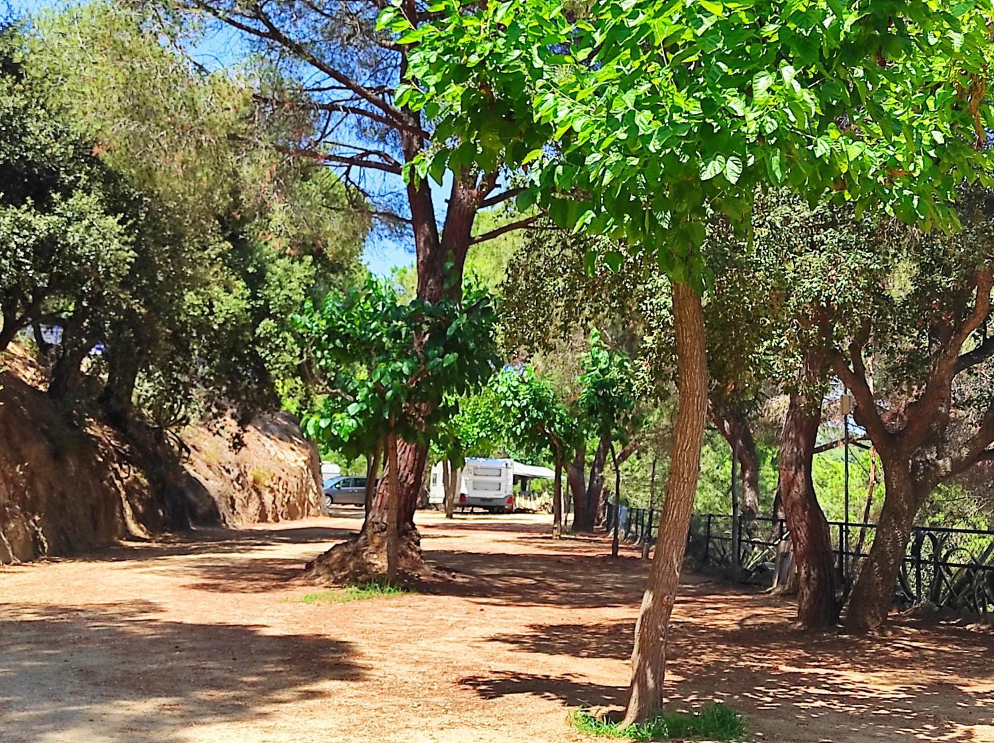 קאללה Camping Roca Grossa מראה חיצוני תמונה