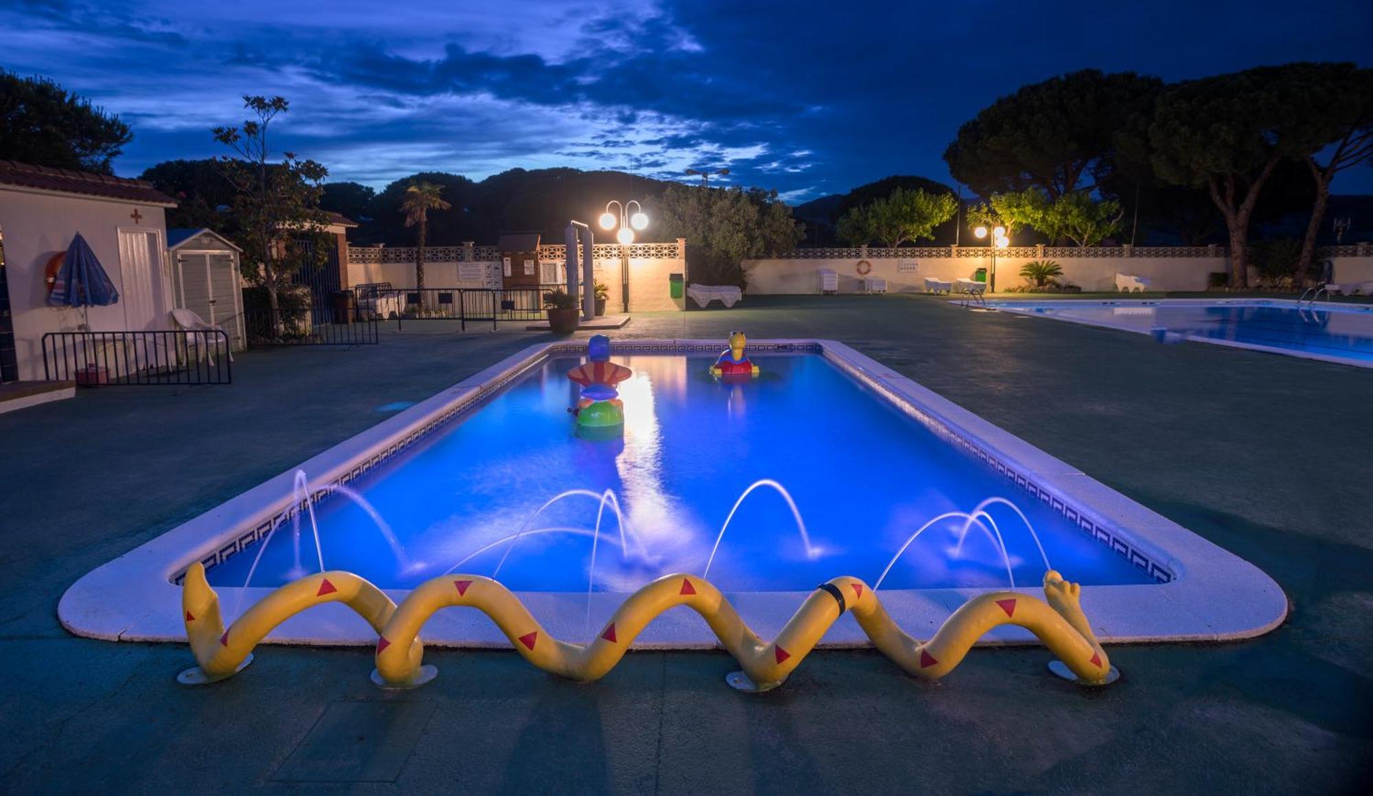 קאללה Camping Roca Grossa מראה חיצוני תמונה